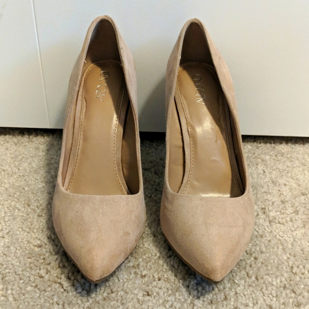 Abound beige heels